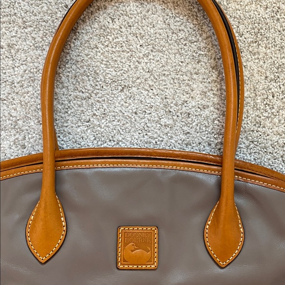 Dooney & Bourke purse - Picture 6 of 14